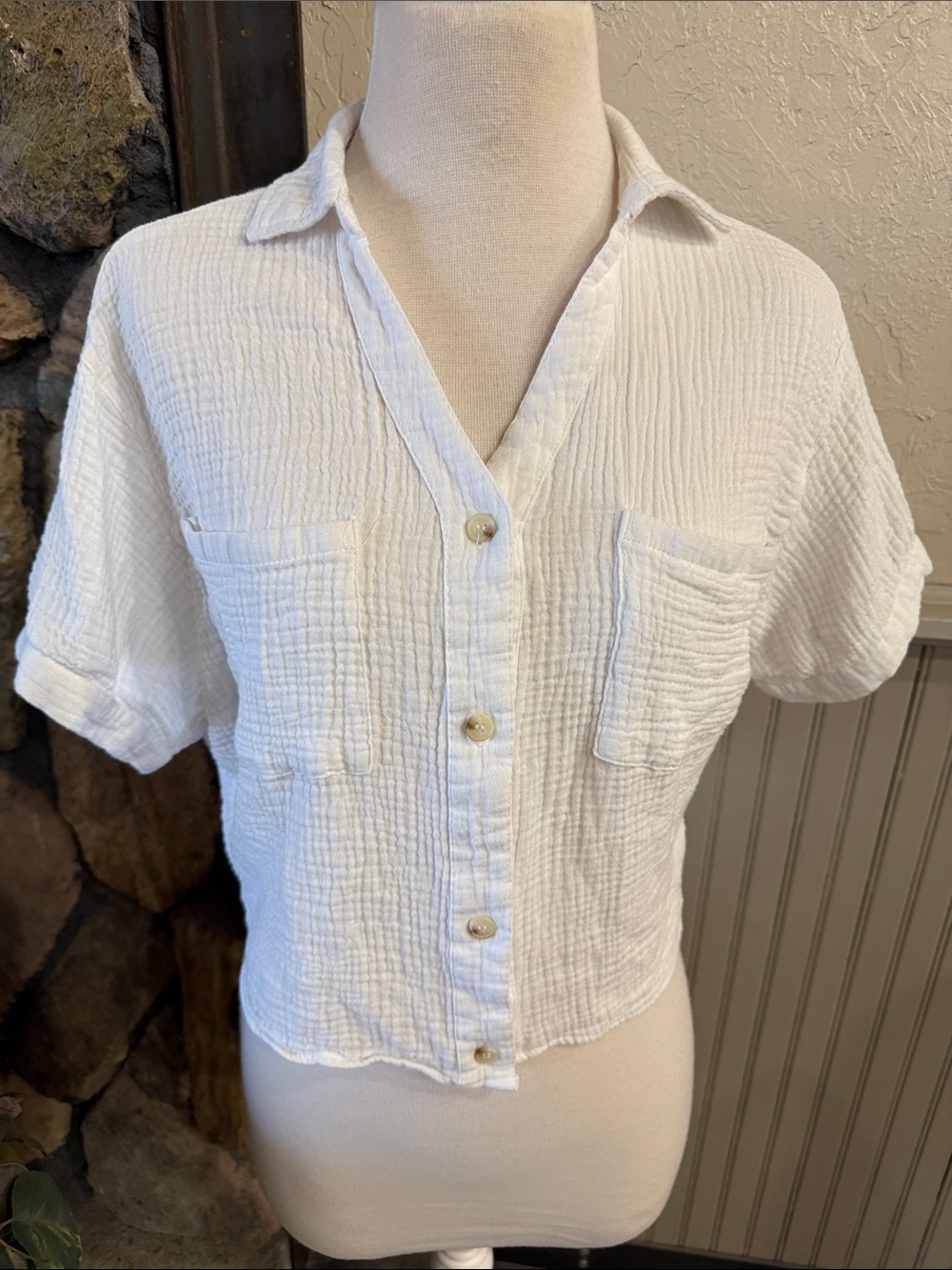 Love Notes White Gauze Short-Sleeve Button-Front Shirt